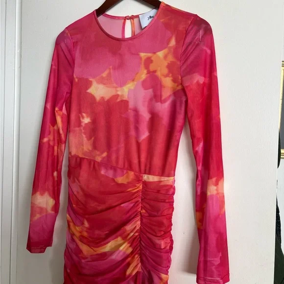 Vibrant Tie-Dye Maxi Dress - Picture 5 of 7